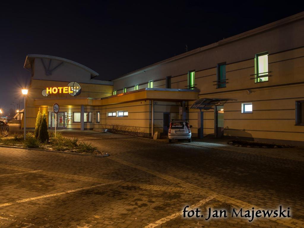 Majewski Hotel & Spa Malbork Eksteriør billede