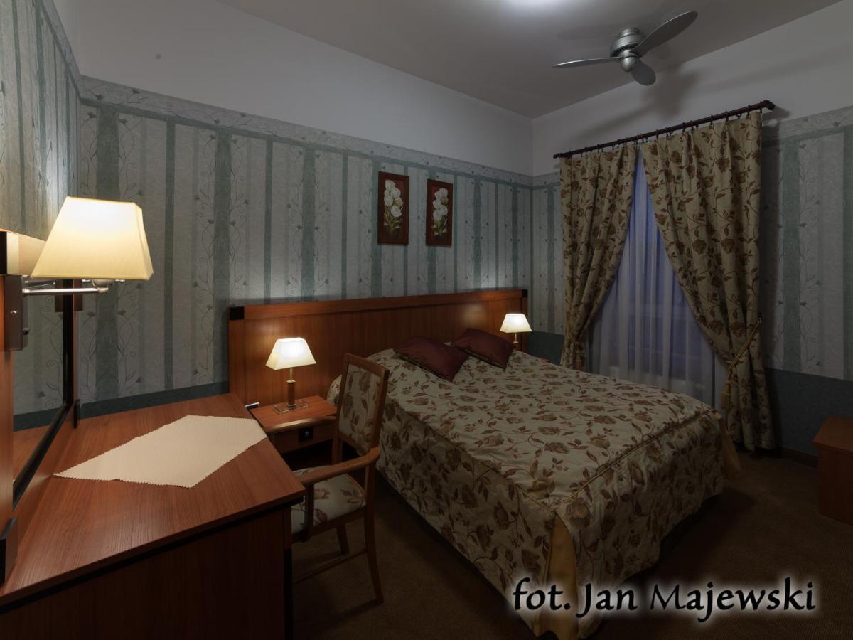 Majewski Hotel & Spa Malbork Værelse billede